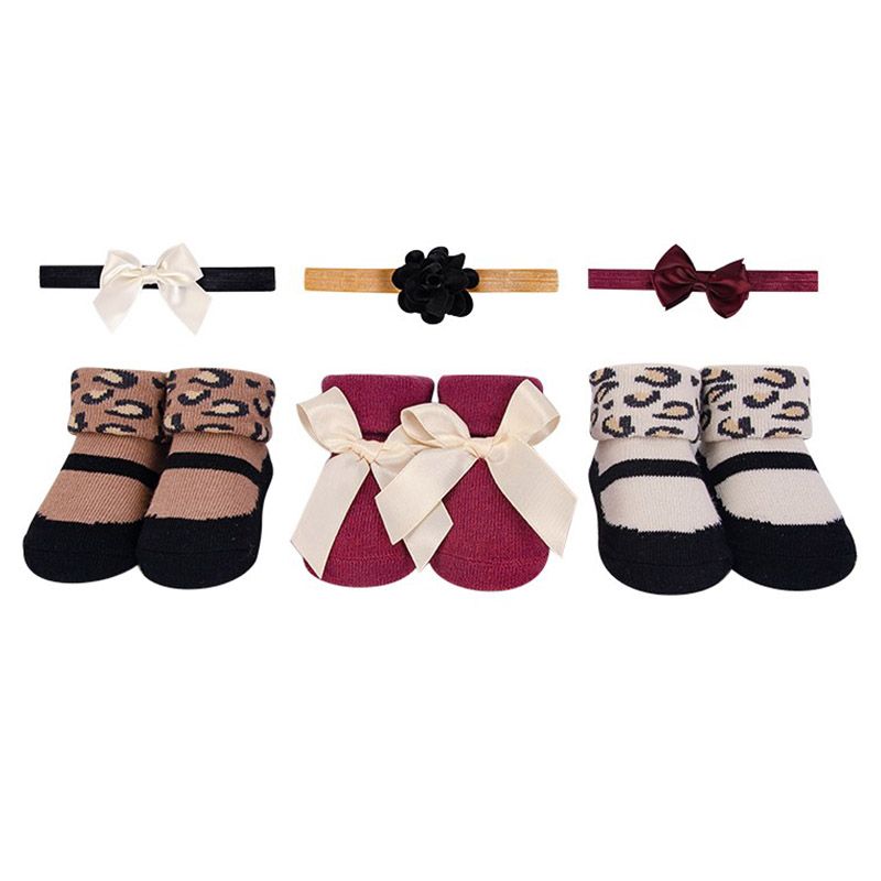 Burgundy sales baby socks